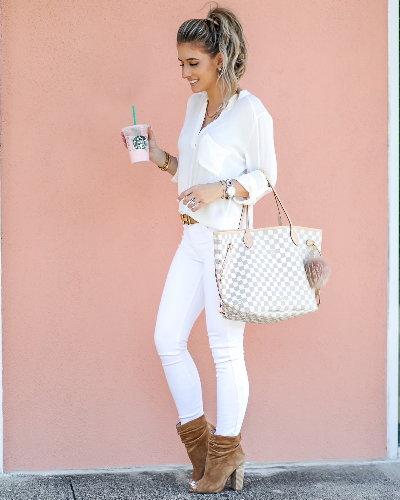 white jeans travel style outfit suitcase louis vuitton damier azur — bows &  sequins