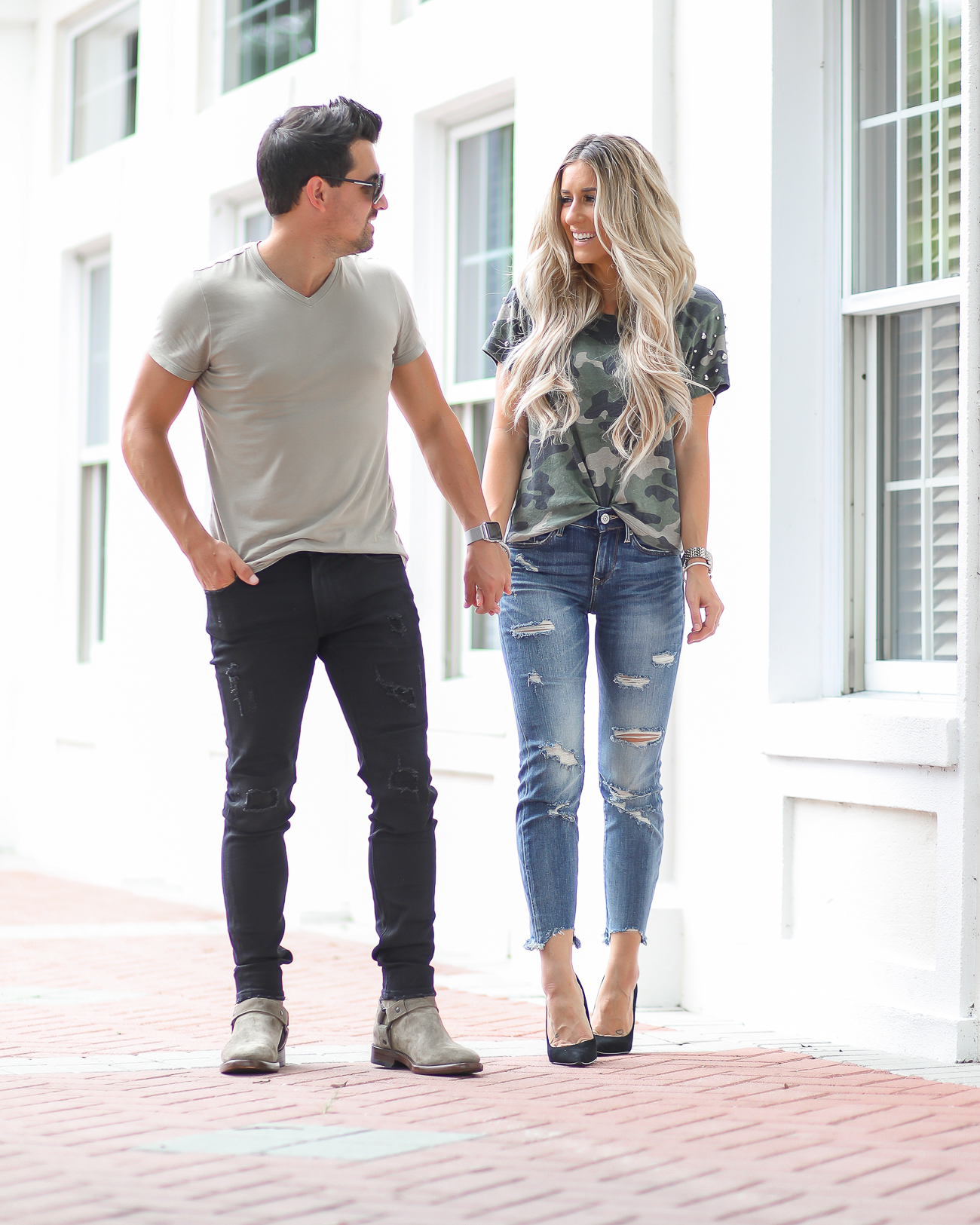 Express Distressed Jeans Casual Couples Style Camo Tee Mens Style-1