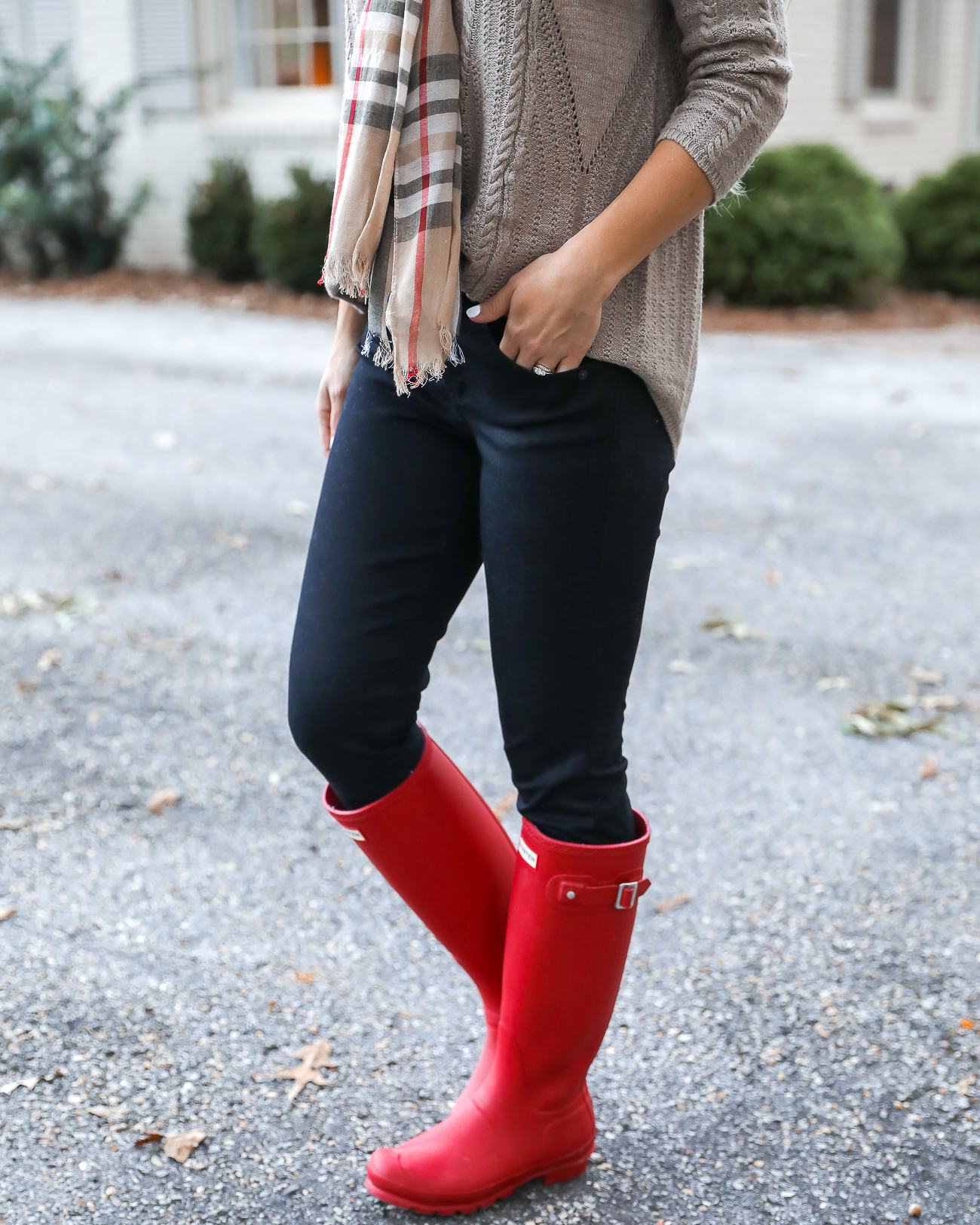 Thanksgiving Day Outfit Idea Red Hunter Boots Burberry Scarf Dog sweater Casual Holiday Outfit Idea