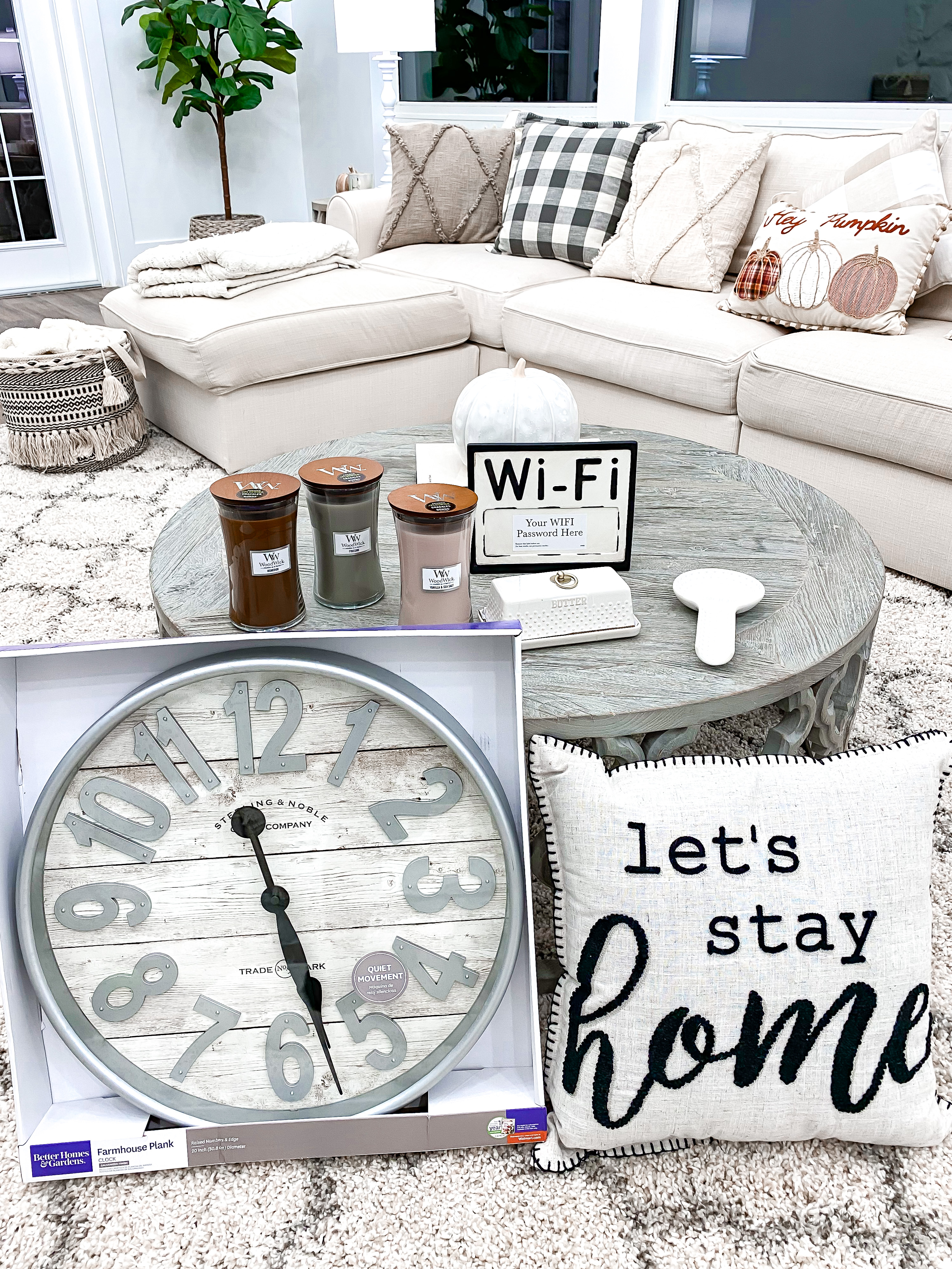 WALMART + FALL HOME DECOR LAURA BEVERLIN FARMHOUSE LIVINGROOM2